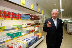 René Rohner, porte-parole romand d’Aldi Suisse, dans la filiale flambant neuve du discounter à Orbe.